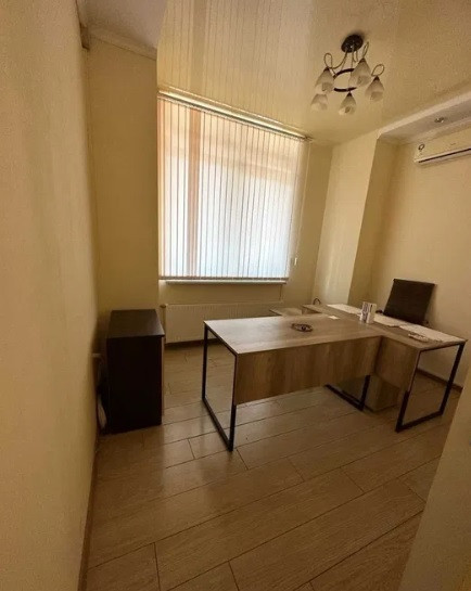 Оренда офісне приміщення на Французский б-р, 22 поверх - 1/22 Одесса - изображение 1