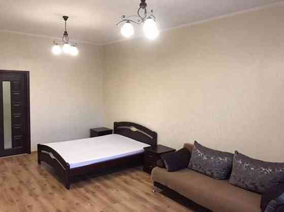 Оренда Квартира 1-кімнатна, 7/25 поверх на ул. Завальная, 10г Київ