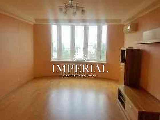 Продаж Квартира 2-кімнатна, 10/23 поверх на вул. Ніжинська Kiev