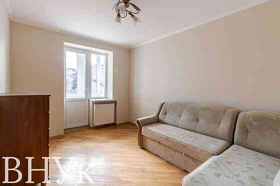 Продаж Квартира 1-кімнатна, 4/5 поверх на вул. Роксоляни Львов