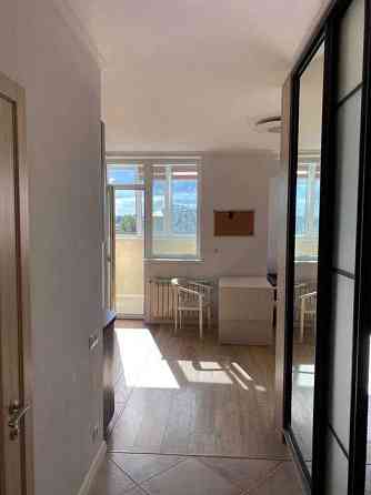 Оренда Квартира 1-кімнатна, 9/14 поверх на ул. Невская Kiev