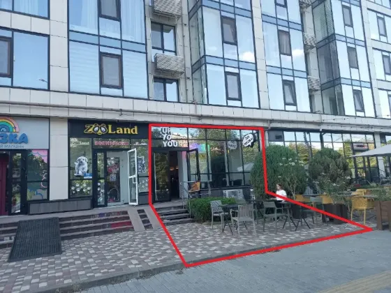 Новое Аренда магазина на красной линии в ЖК "САЛЮТ" свежий ремонт, вода, канализация. Днепр