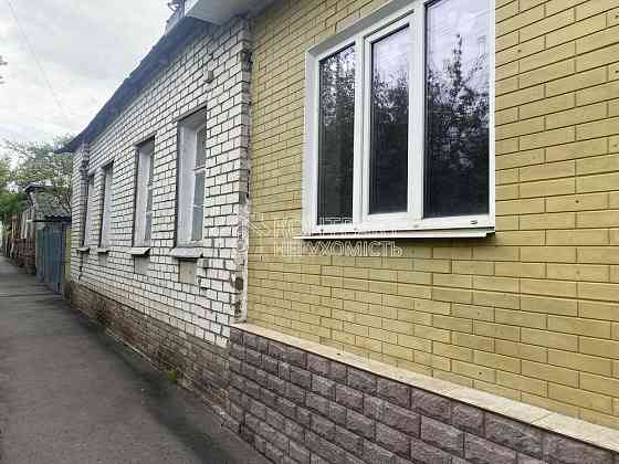 Продаж Будинок 6-кімнатний на вул. Кандаурова Харків