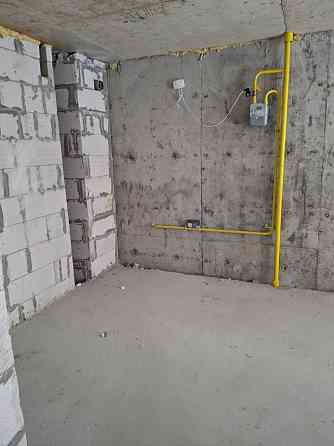 Продаж Квартира 3-кімнатна, 2/8 поверх на вул. Дубенська Kremenets'