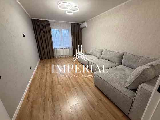 Продаж Квартира 3-кімнатна, 3/25 поверх на вул. Коноплянська Київ