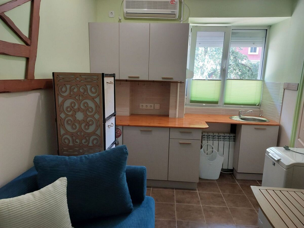 Оренда Квартира 1-кімнатна, 1/10 поверх на Олеся Гончара, 47/49 Киев - изображение 2