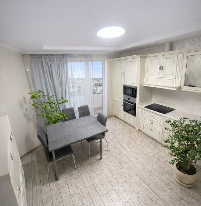 Продаж Квартира 3-кімнатна, 7/16 поверх на Тимошенко Маршала вул., д. 15-Г Kiev - photo 1