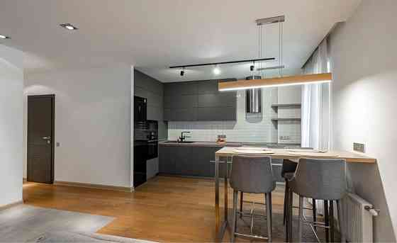 Продаж Квартира 1-кімнатна, 5/25 поверх на Воскресенська вул., д. 16 Киев