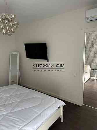 Оренда Квартира 3-кімнатна, 8/24 поверх на Урицкого ул./ Липкивского Василия Kiev