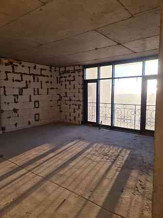 Продам просторную  3 х комнатную квартиру  в ЖК Лимнос на ул.Педагогической с прекрасным видом / Аркадия рядом. Одесса