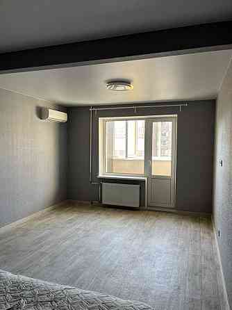 Продаж Квартира 1-кімнатна, 8/9 поверх на Сержа Лифаря вул., д. 17а Kiev