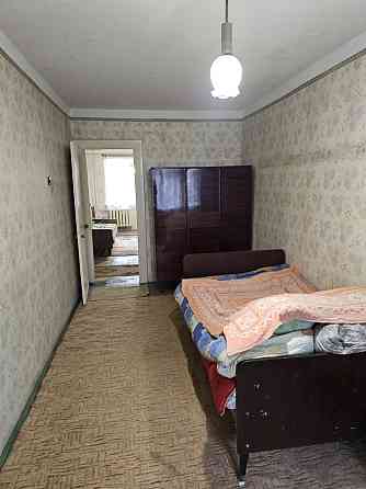 Оренда Квартира 2-кімнатна, 1/5 поверх на Новокодацкая пл., 7 Дніпро