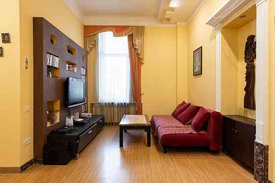 Продаж 4К квартири — кука L'viv