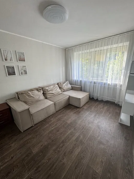 Оренда Квартира 1-кімнатна, 4/5 поверх на Нижньоюрківська, 4 Київ - фото 1