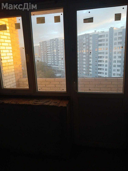 Продаж Квартира 3-кімнатна, 9/10 поверх на вул. Іллєнка Тернопіль - фото 2