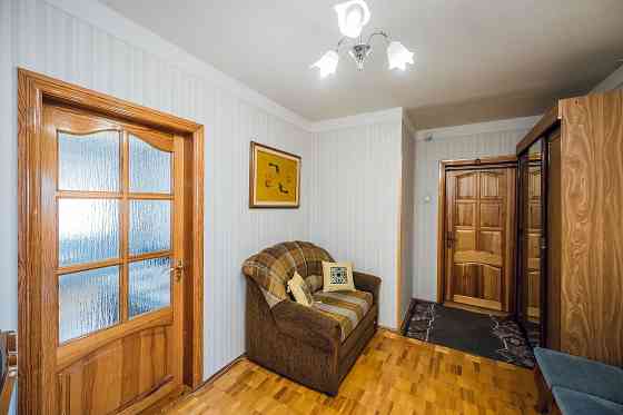 Продаж Квартира 3-кімнатна, 14/16 поверх на Рональда Рейгана вул., д. 26 Kiev