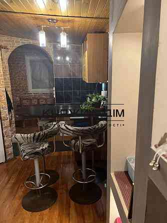 Оренда Квартира 2-кімнатна, 2/2 поверх на Черняховского ул. Kiev