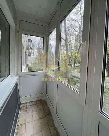 Продаж Квартира 2-кімнатна на Романа Ратушного ул., 11 Kiev