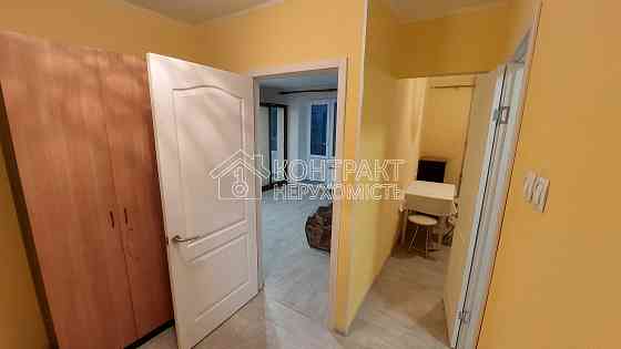 Продаж Квартира 1-кімнатна, 8/10 поверх на вул. Салтівське Kharkiv