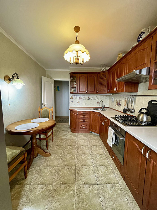 Продаж 3к Квартира 82 кв.м Гайдамацька вул. Рівне - фото 6