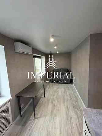 Продаж Квартира 1-кімнатна, 2/5 поверх на вул. Білецького Академіка Киев