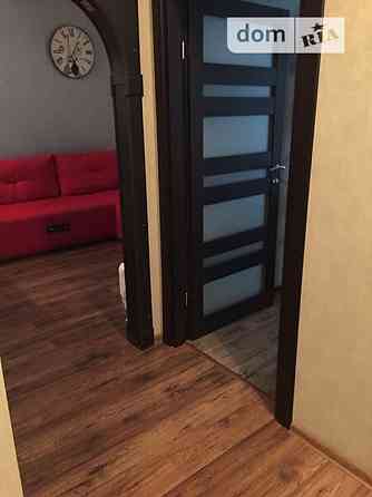 Оренда Квартира 1-кімнатна, 3/8 поверх на ул. Регенераторная, 4 Kiev