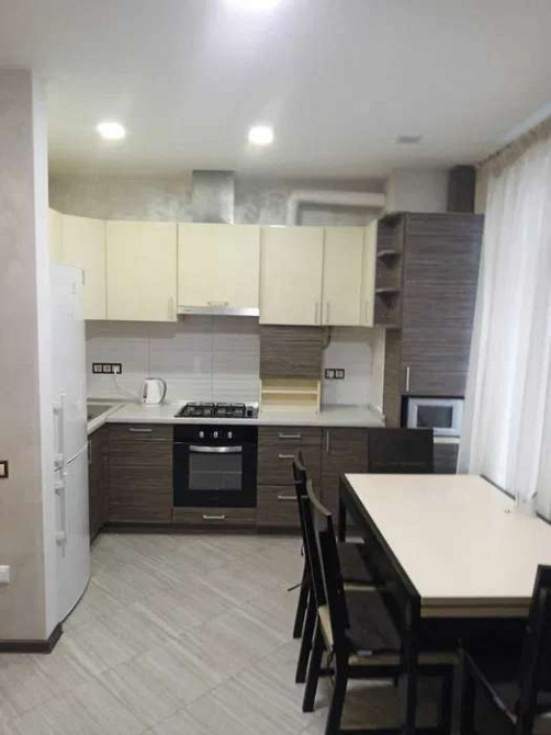 Оренда Квартира 2-кімнатна на ул. Дмитрия Луценко Київ - фото 1