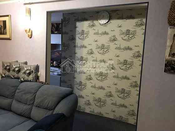 Продаж Квартира 3-кімнатна, 1/5 поверх на вул. Садовопаркова Харків