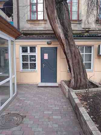 Продаж офісне приміщення на Троицкая ул. поверх - 1/2 Odessa