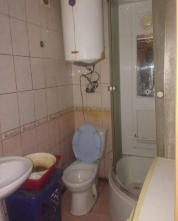 Продам уютную комнату 12,6 м² в общежитии на Слободке. Одеса