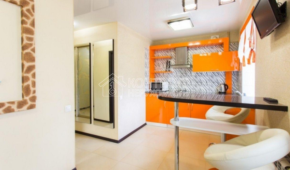 Продаж Квартира 1-кімнатна, 2/5 поверх на вул. Науки Харьков - изображение 1