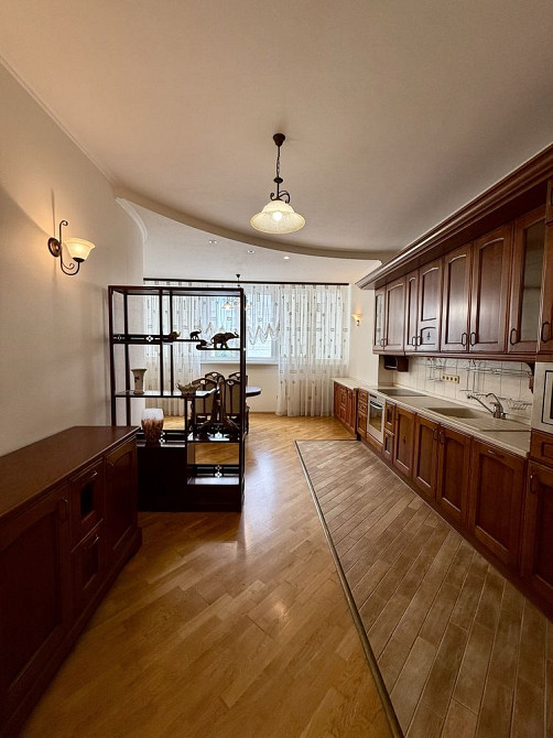 Продаж Квартира 3-кімнатна, 13/17 поверх на Єжи Ґедройця вул., д. 2 Київ - фото 3