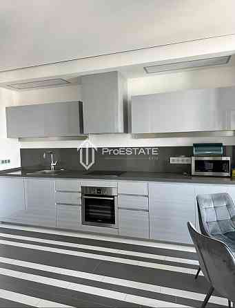 Продаж Квартира 3-кімнатна, 27/36 поверх на вул. Княжий Затон Київ