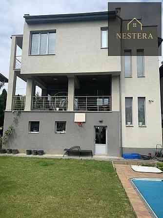 Продаж Будинок 4-кімнатний на вул. Далека Uzhhorod