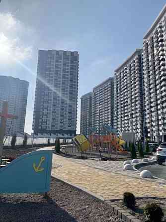 Продаж Квартира 4-кімнатна, 8/24 поверх на Зарічна, 1 Київ