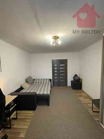 Оренда Квартира 1-кімнатна, 5/5 поверх на Нахімова Uzhhorod