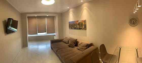 Оренда Квартира 2-кімнатна, 8/24 поверх на ул. Заречная Kiev