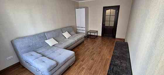 Оренда Квартира 1-кімнатна, 11/25 поверх на Софії Русової, 7А Киев