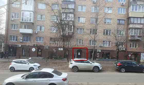 Оренда торгове приміщення на Бурмистенка вул., 3 приміщень - 3, поверх - 1/5 Kiev