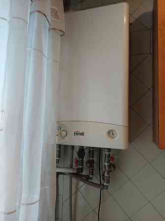 Продаж Квартира 3-кімнатна, 9/9 поверх на Калиновая ул., 49 Дніпро