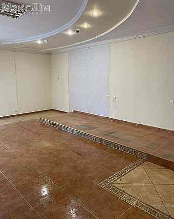 Продаж торгове приміщення на вул. Сергія Короля поверх - 1/10 Тернопіль