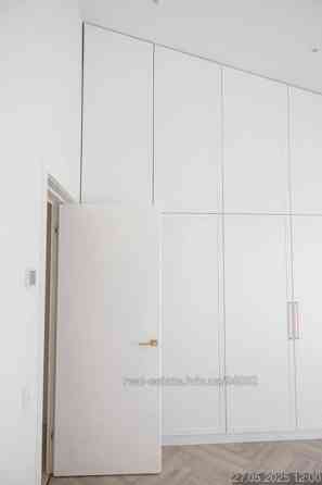 Продаж Квартира 3-кімнатна, 5/5 поверх на вул. Сулими Івана Львов