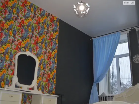 2-кімнатна квартира в центрі міста - пр. Яворницького Дніпро