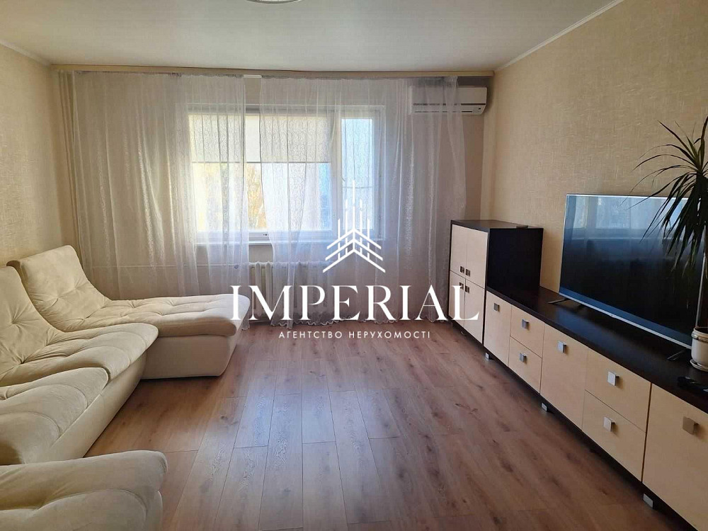 Оренда Квартира 3-кімнатна, 8/10 поверх на вул. Пулюя Івана Киев - изображение 1