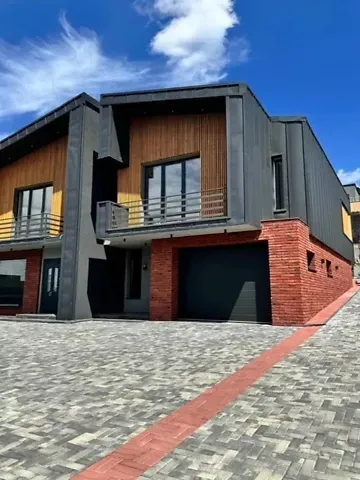 Продаж 1-поверховий   140 кв.м 4 кімн. на Коцюбинського вулиця 49  - фото 2