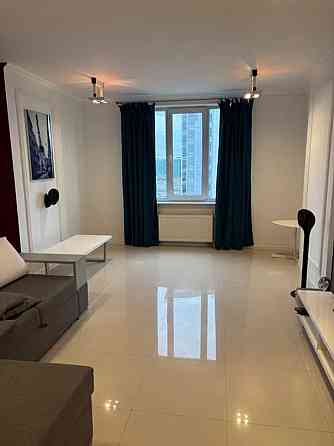 Оренда Квартира 2-кімнатна, 22/31 поверх на Дніпровська набережна, 1а Київ