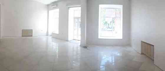 Оренда торгове приміщення на Большая Арнаутская ул., 40 поверх - 1/2 Одеса