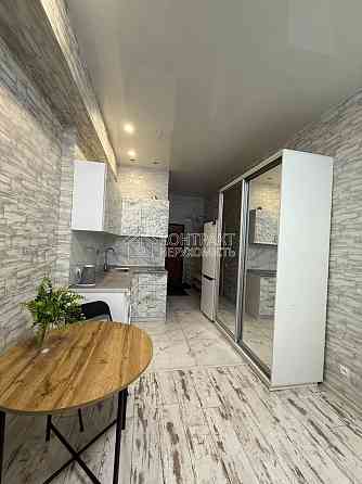 Продаж Квартира 1-кімнатна, 2/8 поверх на вул. Салтівське Харьков