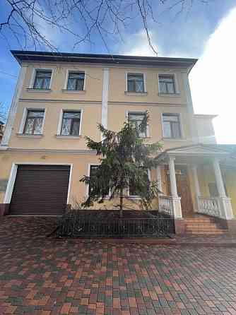 Продаж Квартира 8-кімнатна на ул. Конная, 19 Одесса