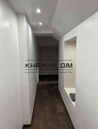 Оренда офісне приміщення на Золотоворотская ул. поверх - 1/4 Київ